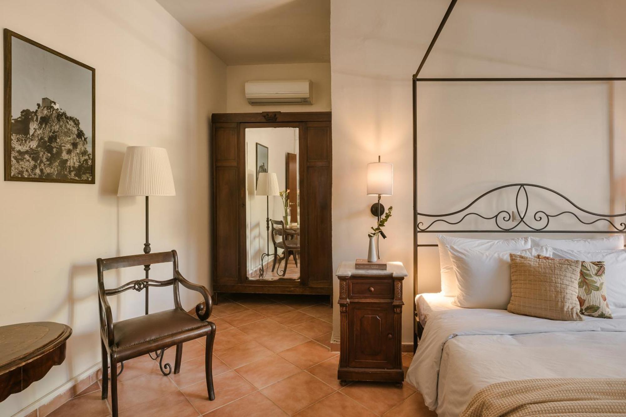 Niki Beach Hotel Kamariotissa Rom bilde