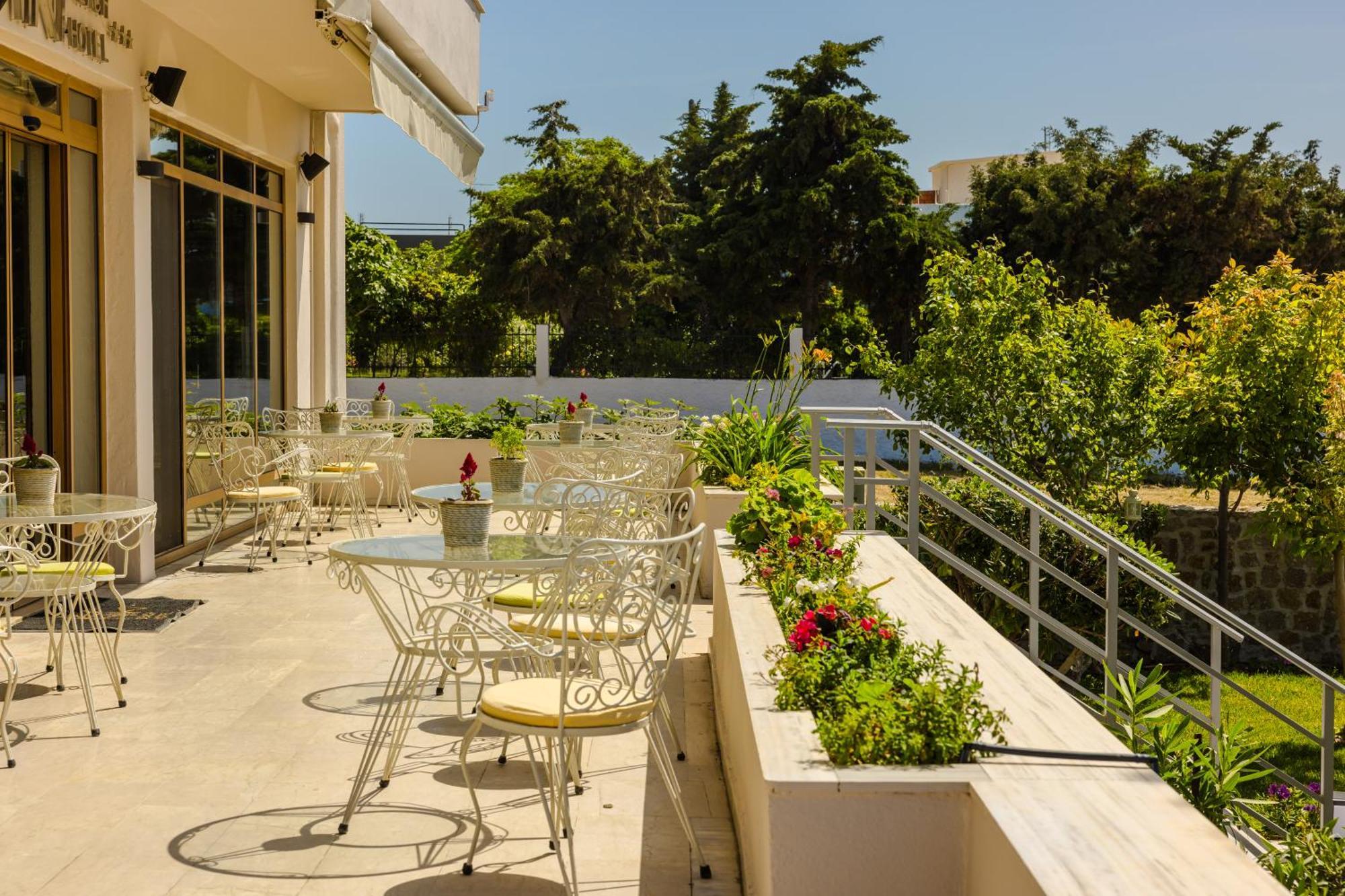 Niki Beach Hotel Kamariotissa Eksteriør bilde